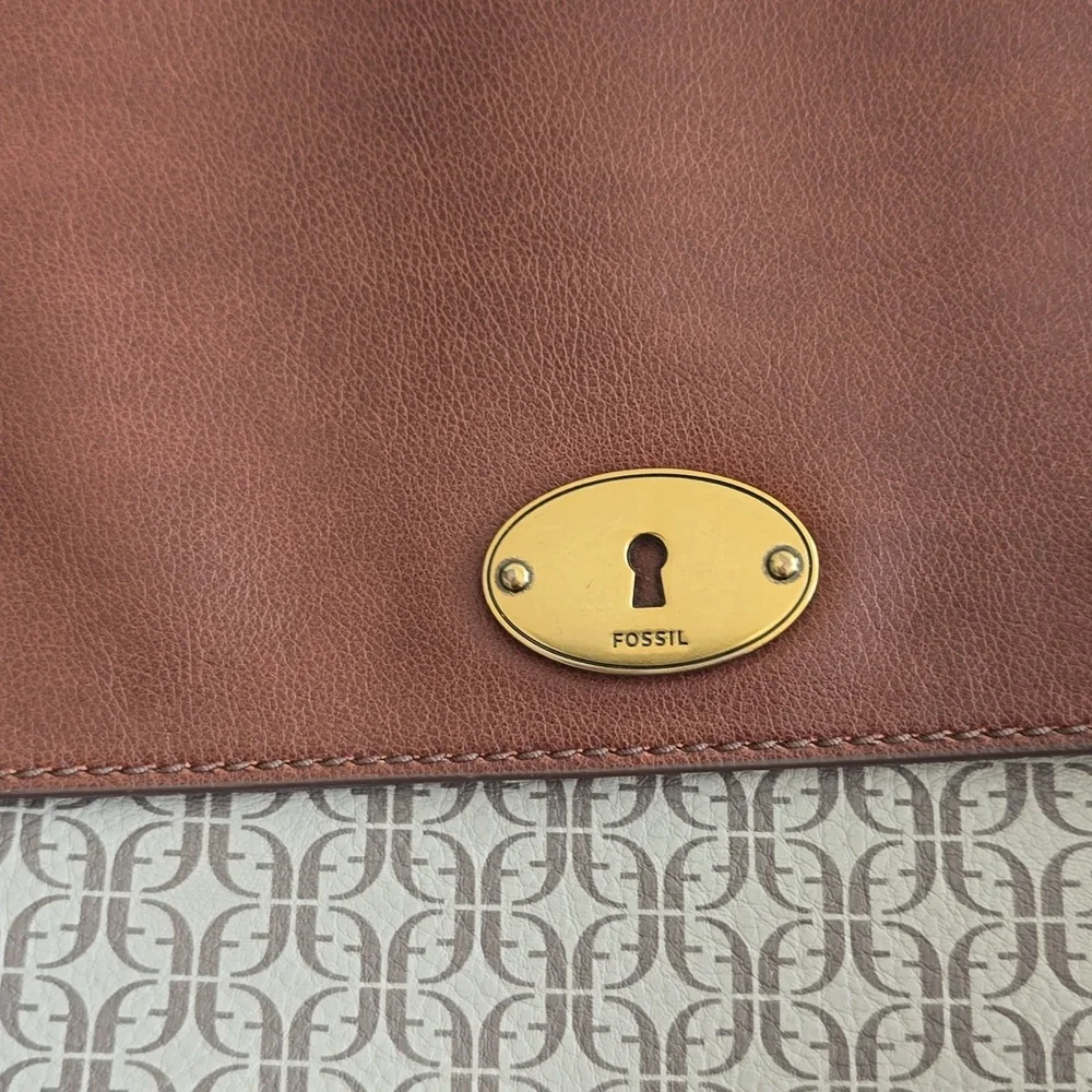 Fossil Gabriella Flap Crossbody Bag Brown Adjustable Strap
